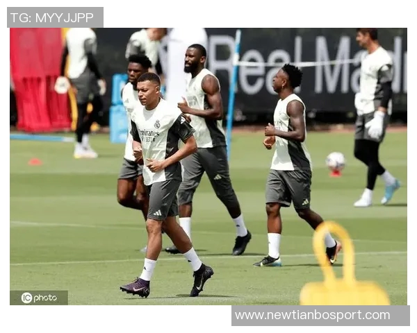 姆巴佩西甲火力全开自五月以来打进18球索尔洛特紧随其后仅9球